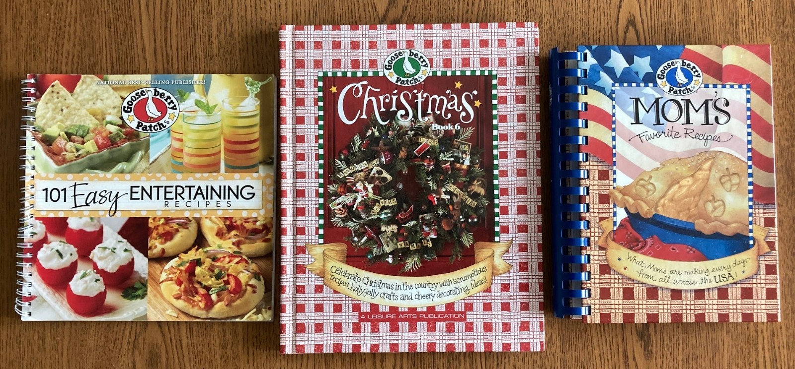 Lot of 3 GOOSEBERRY PATCH COOKBOOKS – MOM’S – CHRISTMAS #6 – EASY ENTERTAINING