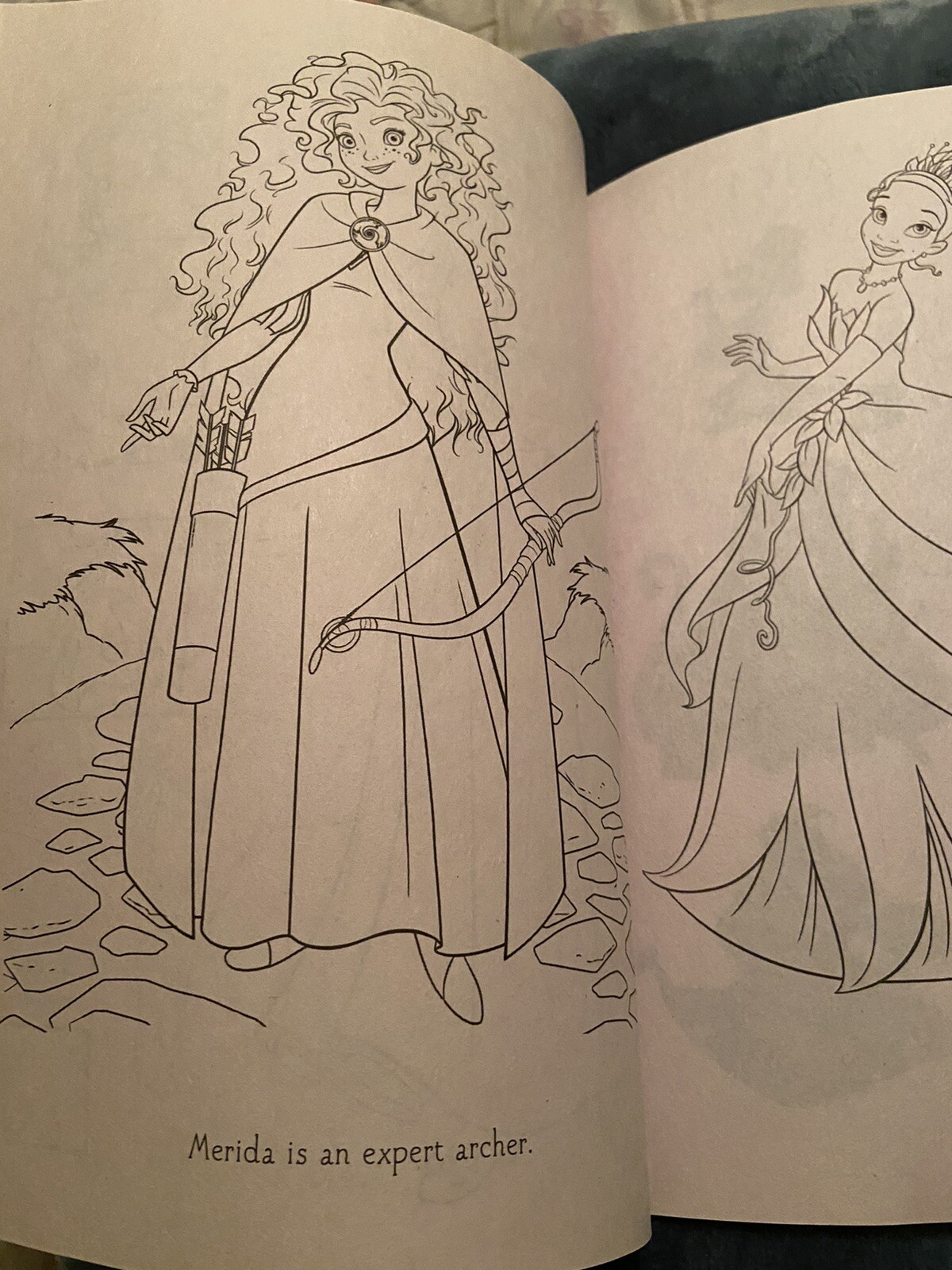DISNEY PRINCESS JUMBO COLORING & ACTIVITIES BOOK BRAND NEW JASMINE