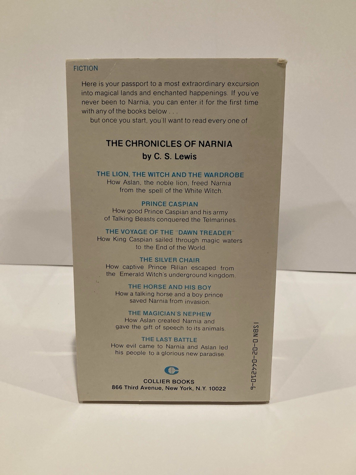 The Chronicles of Narnia by C.S. Lewis Fantasy Collier Books Paperback Set