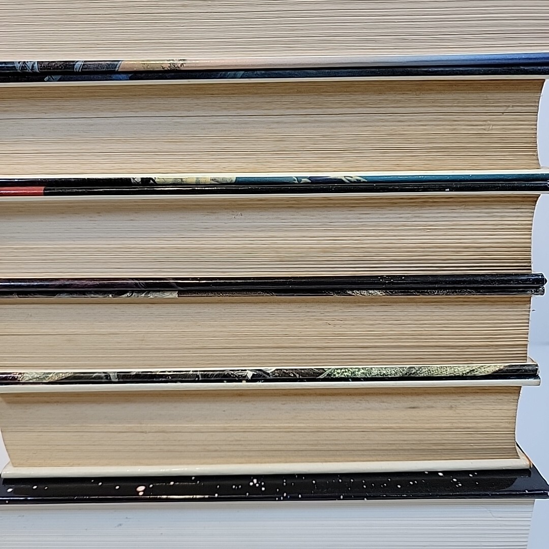 Lot of Isaac Asimov Books Classic Science Fiction H.G. Wells Stephen Hawking
