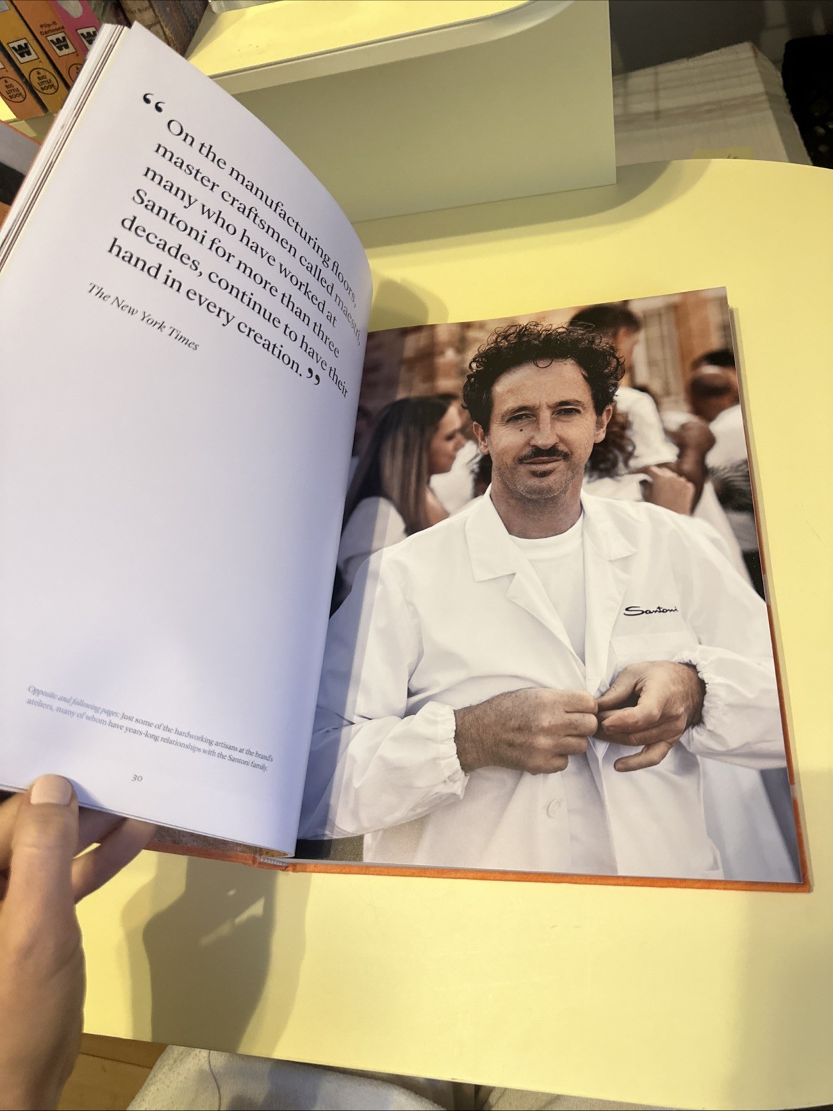 SANTONI MERAVIGLIA MAGAZINE BOOK INTERIOR DESIGN HC COLLECTIBLE TABLETOP BOOK 02