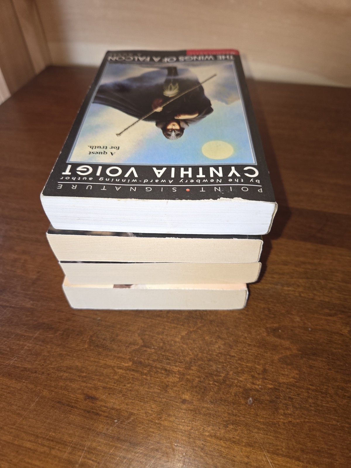 Cynthia Voigt Lot of 4 MM PBs Wings of Falcon, Solitary Blue Sons Afar Runner