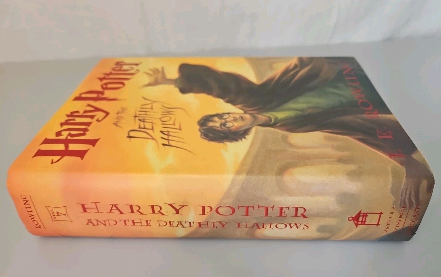 1st Edition Harry Potter and The Deathly Hallows 2007 J.K. Rowling 759 pg Book 7