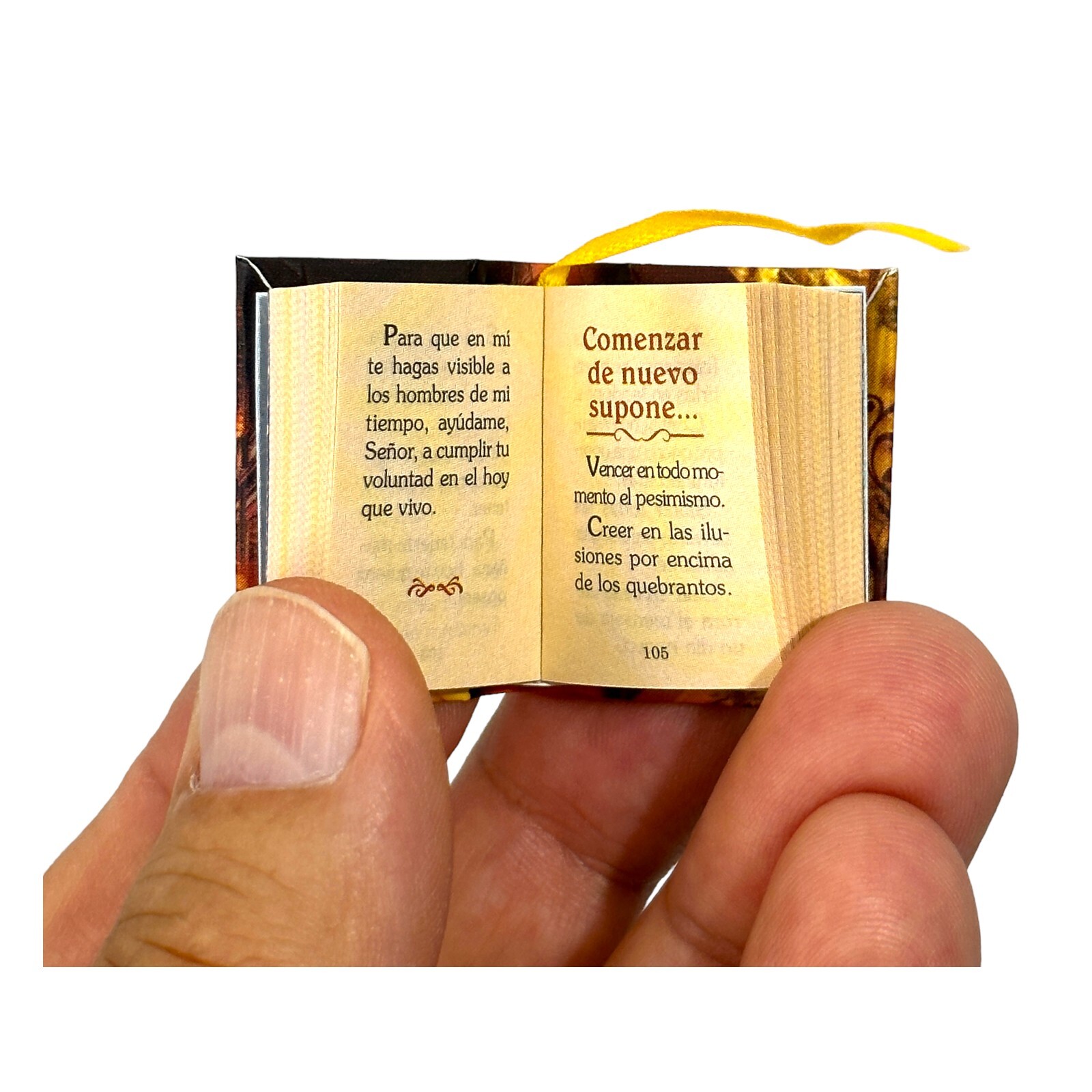 2023 El Pequeño Libro de Oro tiny book 1.4″ high hardcover 231 pages in Spanish