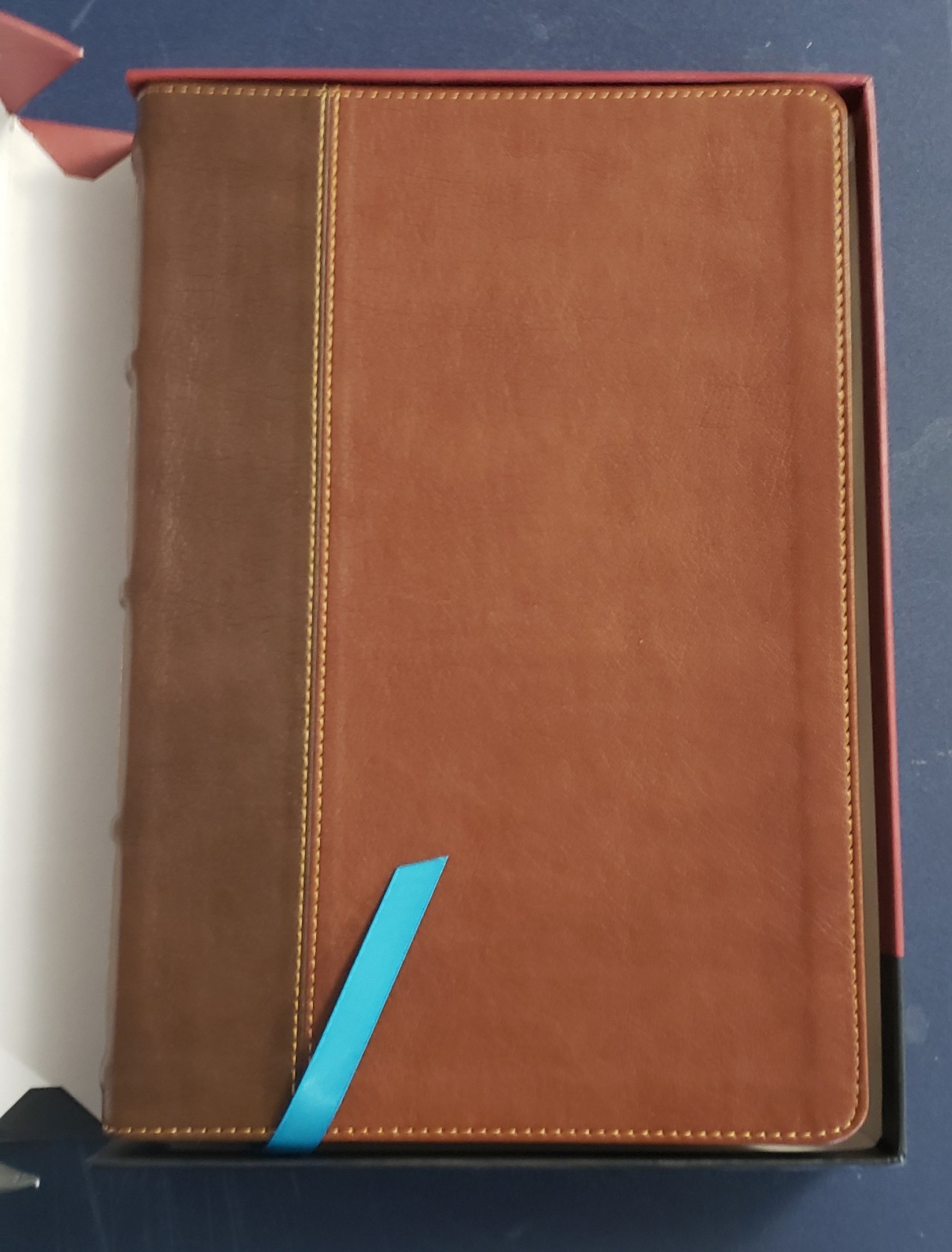 NKJV, Large Print Thinline Reference Bible, Blue Letter, Maclaren Series,…
