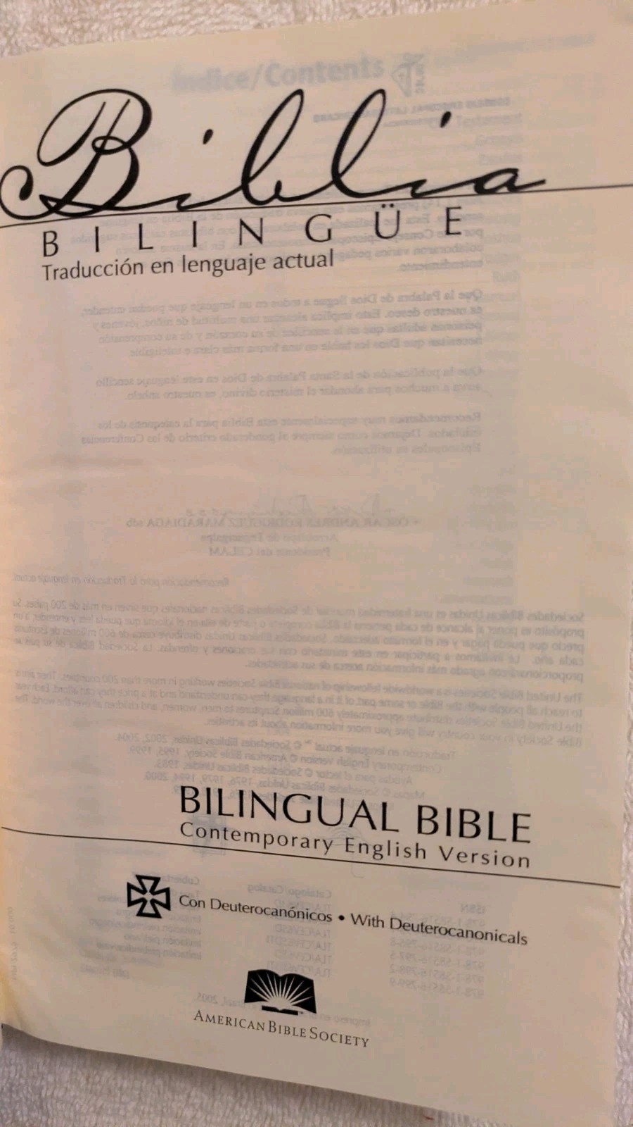 TLA & CEV Bilingual Bible w/ Deut (English and Spanish Edition) HB, 2102 Pages