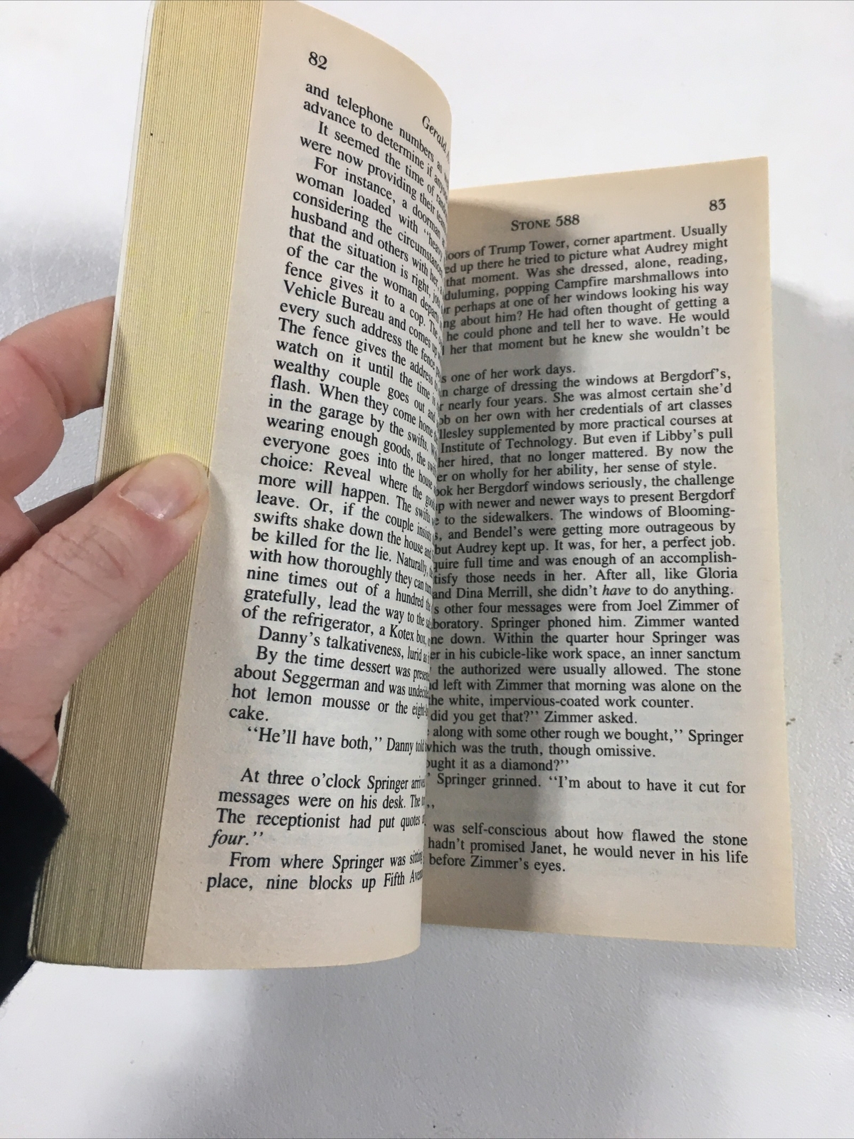 Stone 588 – Gerald A. Browne (1987, Paperback)