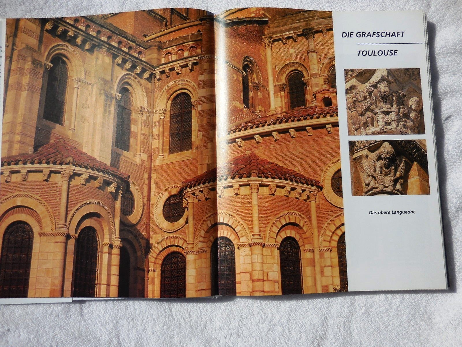 Romanesque Cathedrals & Art Treasures in France (GERMAN) Romanische Kathedralen