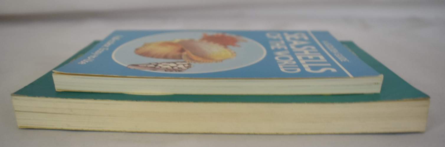Lot of 2 Golden Guide Seashells of North America the World Vintage 1980s Color