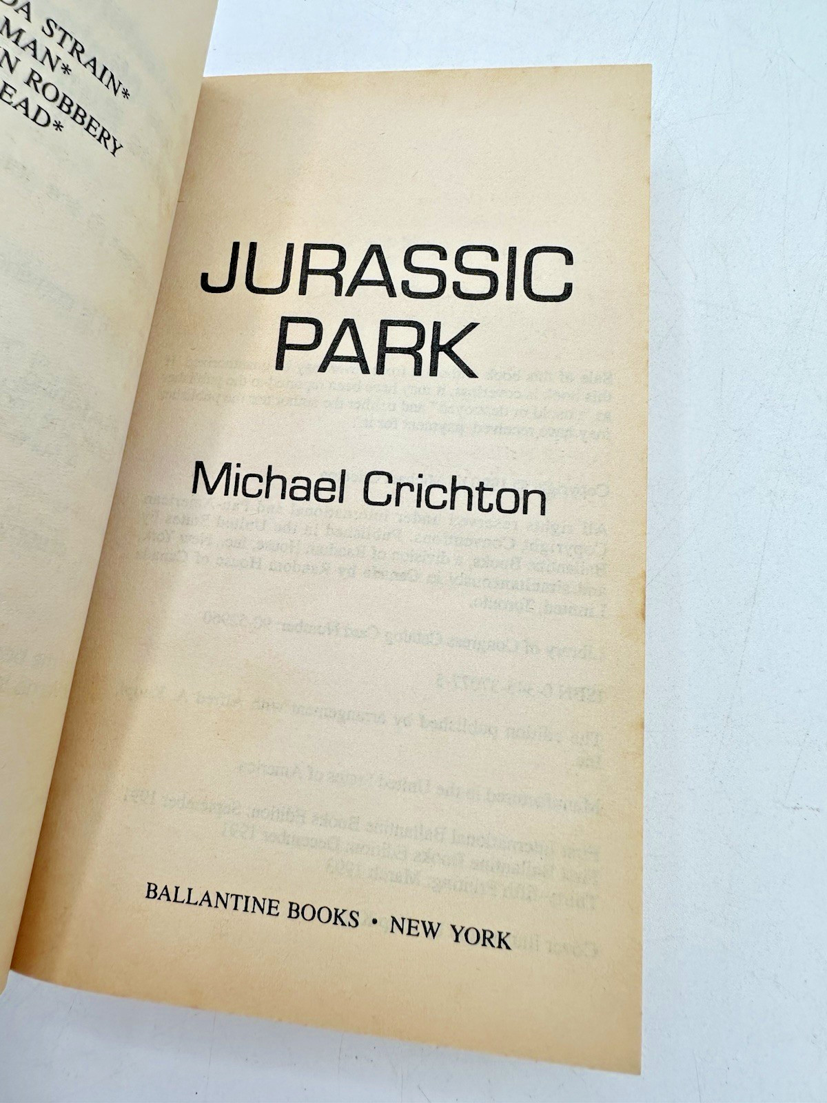 Jurassic Park Michael Crichton Ballantine Books 35th Printing 1993 Universal Pix