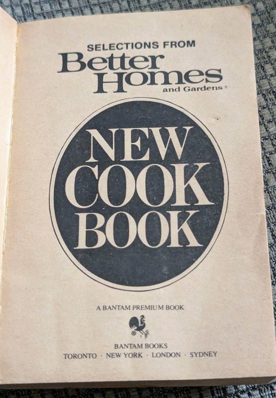 VTG 1983 Pocket Size Paper Back Selections Better Homes And Gardens Cookbook