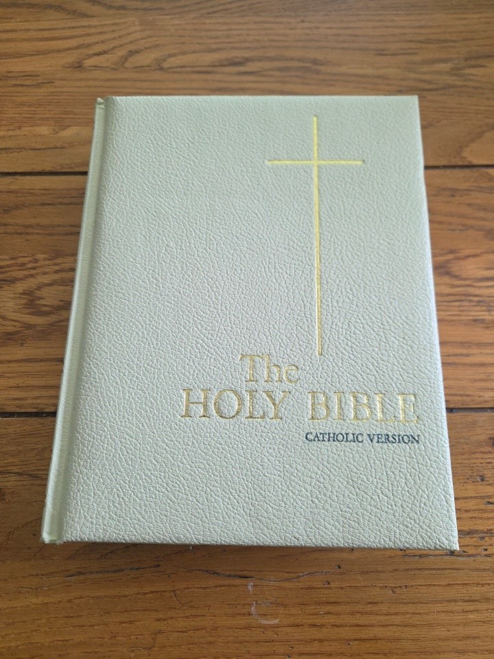 Vintage J.G. Ferguson 1966 HOLY BIBLE King James Version Off White Leather