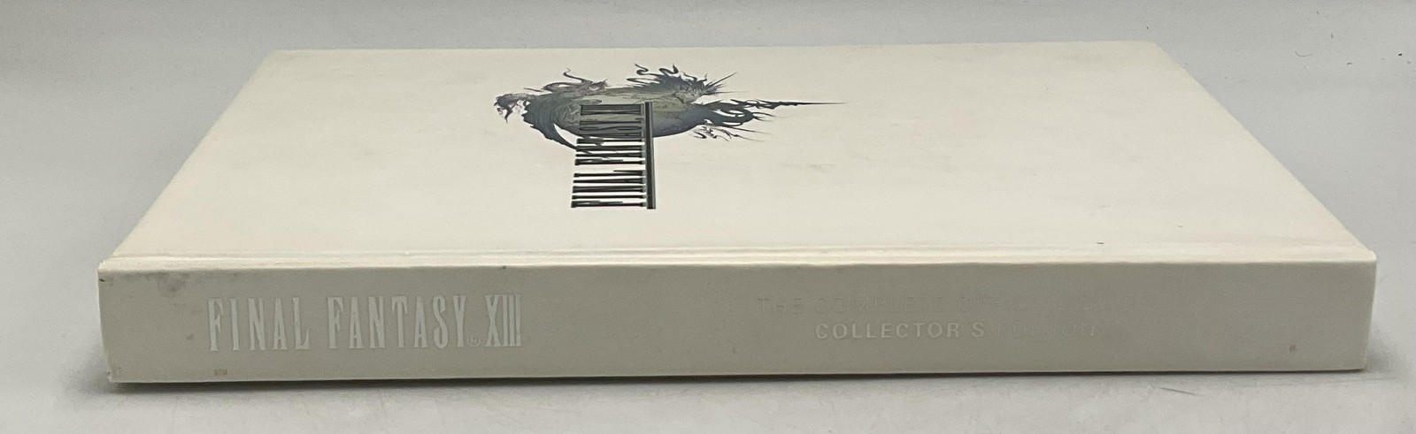 FINAL FANTASY XIII Square Enix Hardcover Illustrated Picture Book