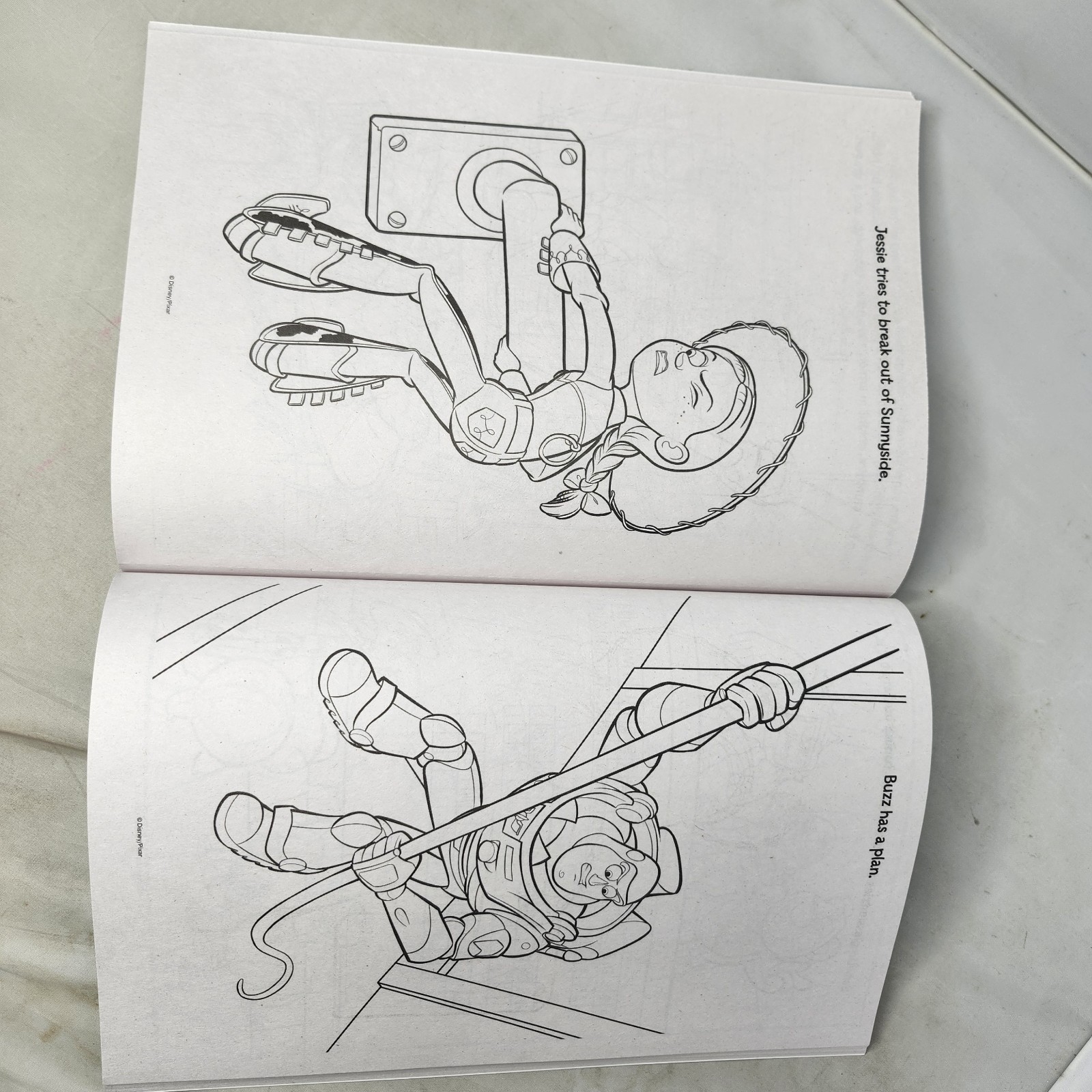 Toy Story Woody Buzz Lightyear Disney Pixar Activity Color Coloring Book bendon
