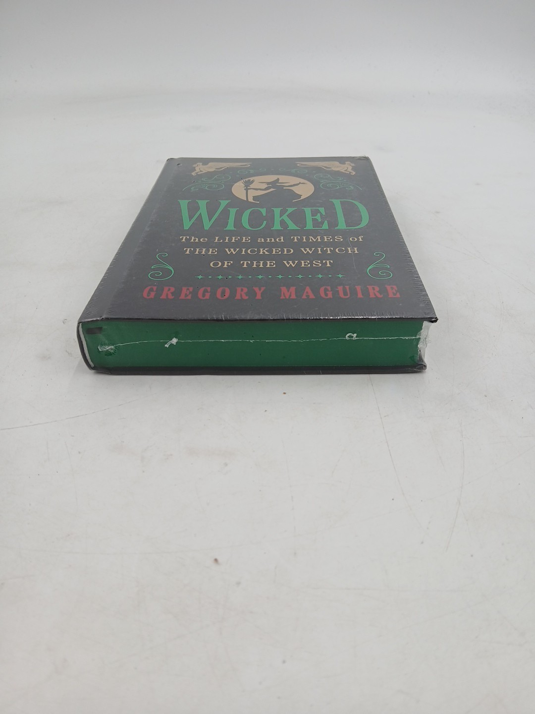 Wicked Collectors Edition Gregory Maguire Hardcover Sealed Sprayed Edges