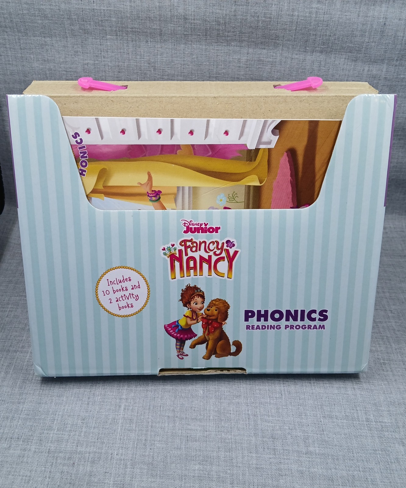 Fancy Nancy’s 12-Book Fantastic Phonics Fun! : Includes 12 Mini-Books