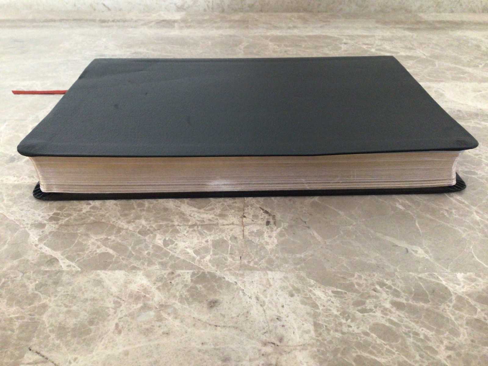 Zondervan NASB Thinline Bible Large Print 1995 Black Bonded Leather