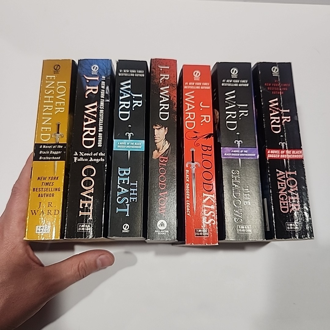 J.R. Ward Black Dagger Brotherhood + Fallen Angels Series PB Lot of 7 VGC