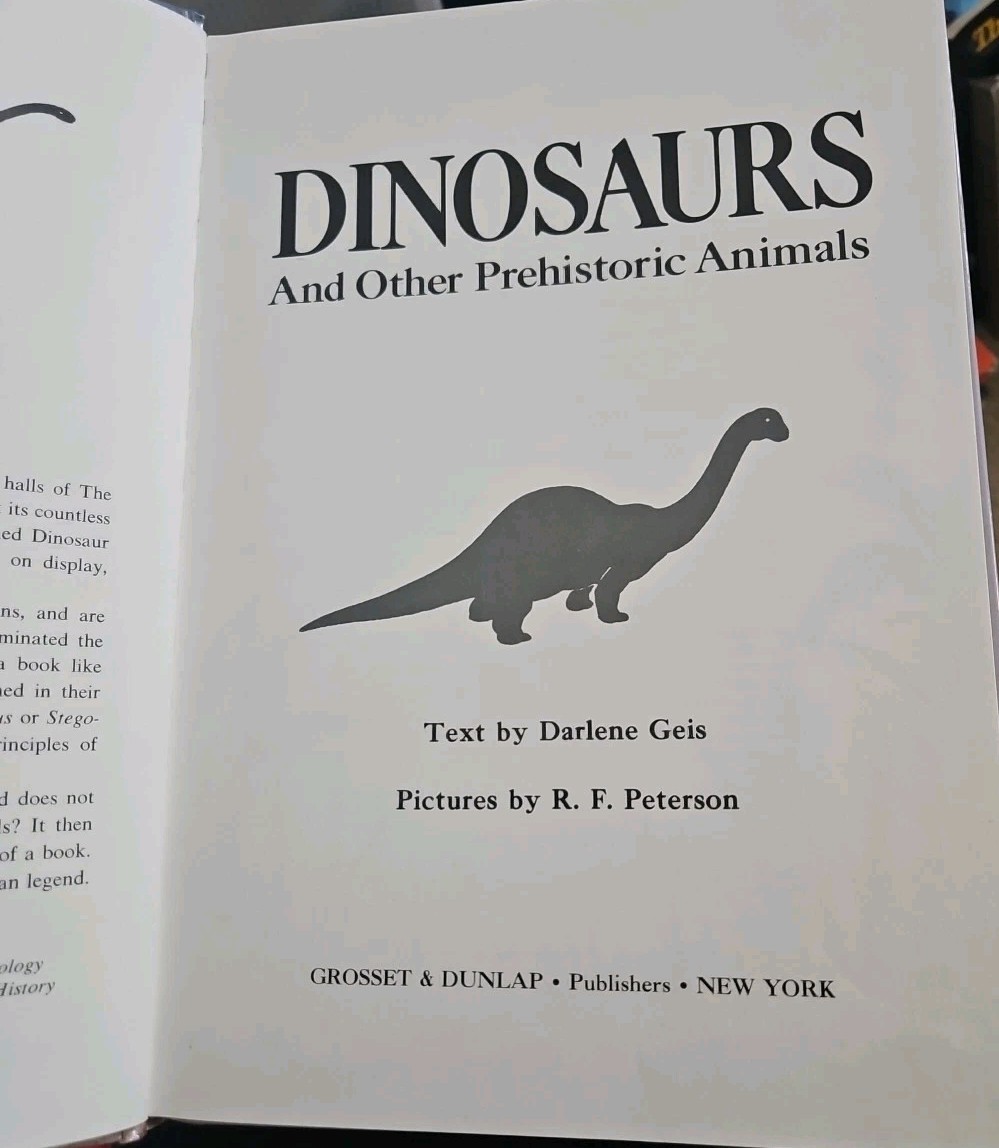 Dinosaurs and Other Prehistoric Animals, Hardcover 1987