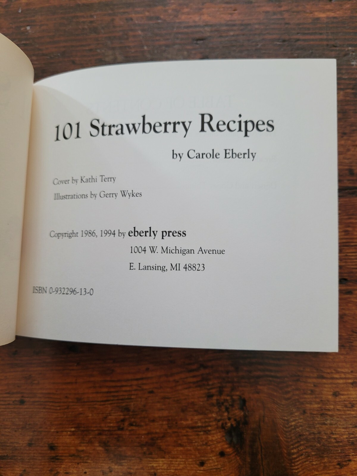 101 Strawberry Recipes Carole Eberly 1994 2nd Ed 96 Pgs