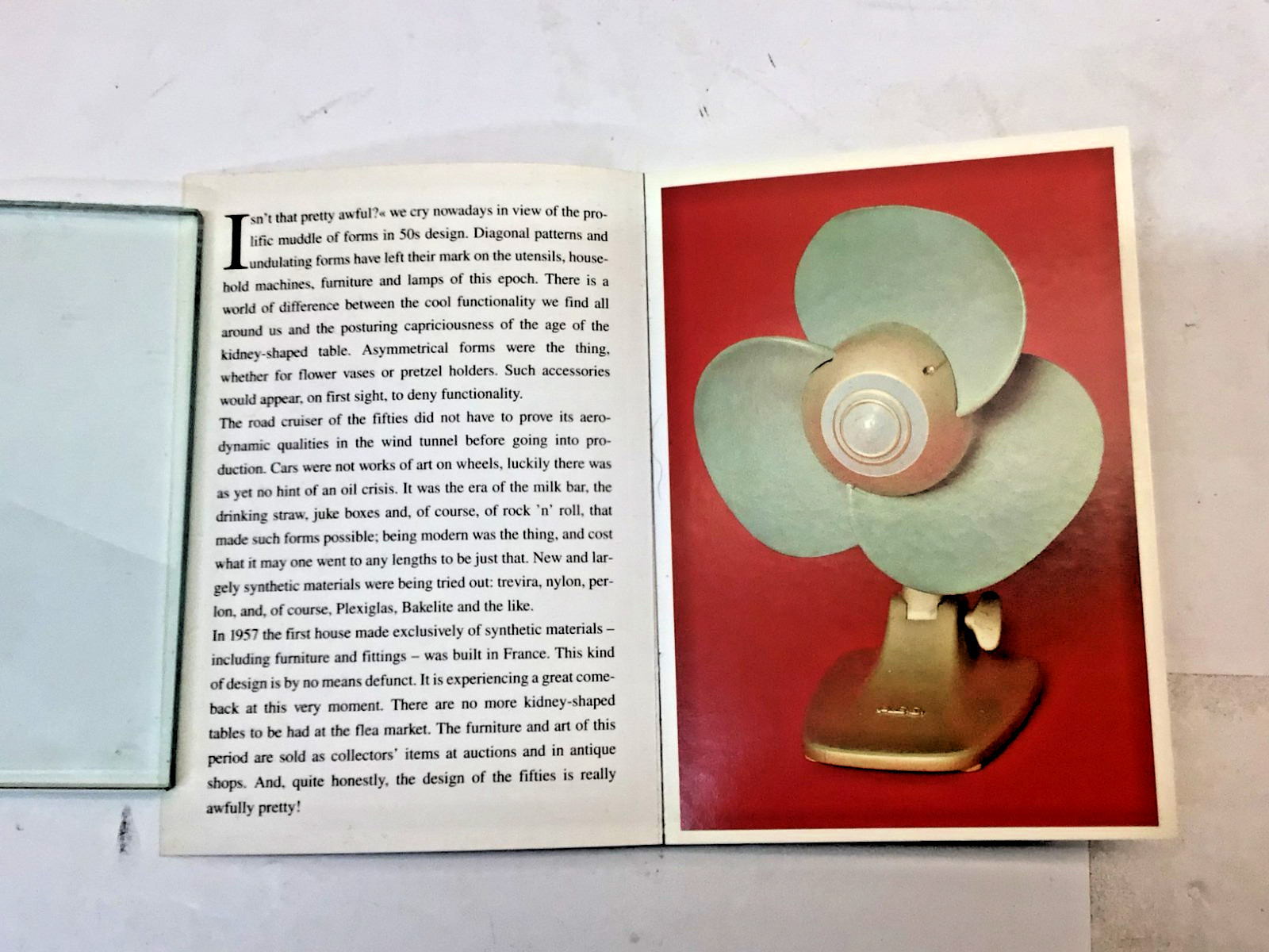 “50s Design 30 Postcards” Postcard Book . Set of 30 vintage items postcards.