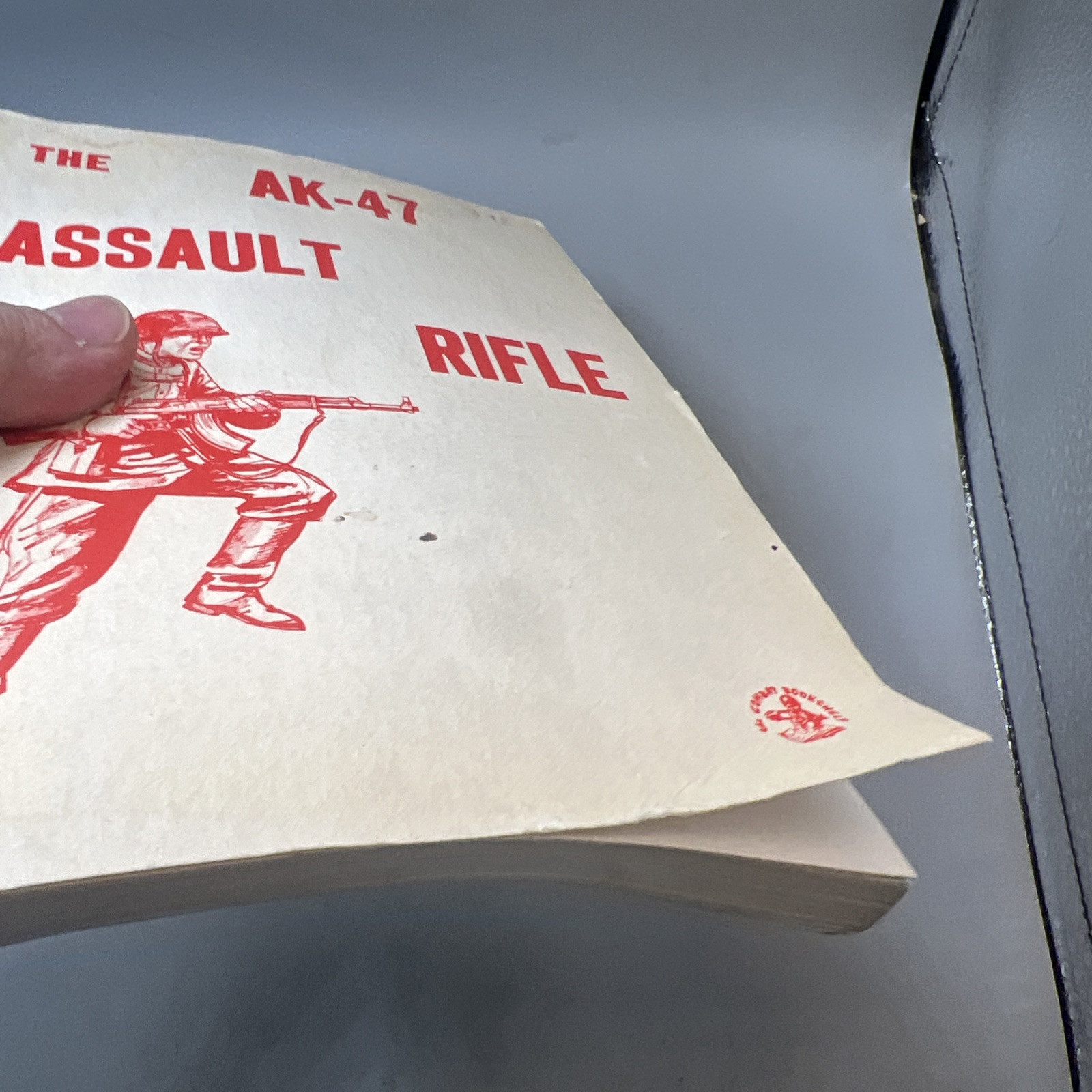 The Ak-47 Assault Rifle By Wyant Lamont – PB – Desert Publications
