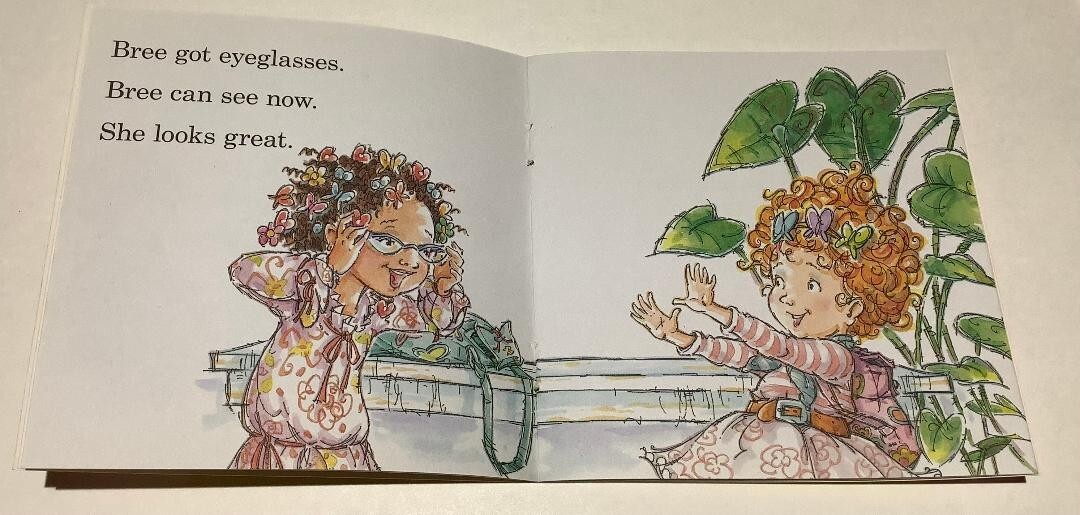 Set of 5 Fancy Nancy I can Read Phonics Paperback Books 8-12 2013