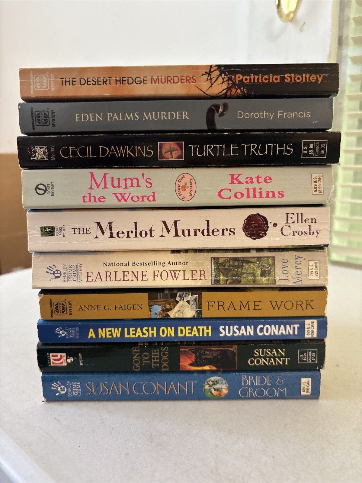 Lot of 10 – Cozy Mysteries – Mixed Authors – FREE SHIPPING