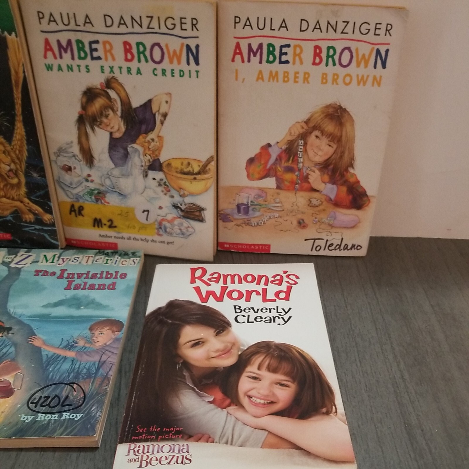 Lot of 10 Mixed Random Children’s Books and Young Adult Novels, Classic Stories
