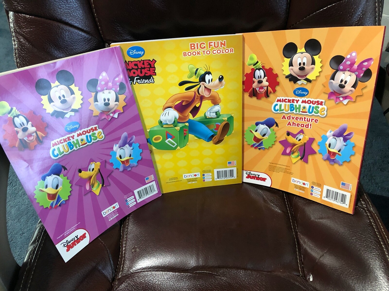 Disney Mickey Mouse Clubhouse Tons of Fun, Adventure Ahead!, Traveling Pals!