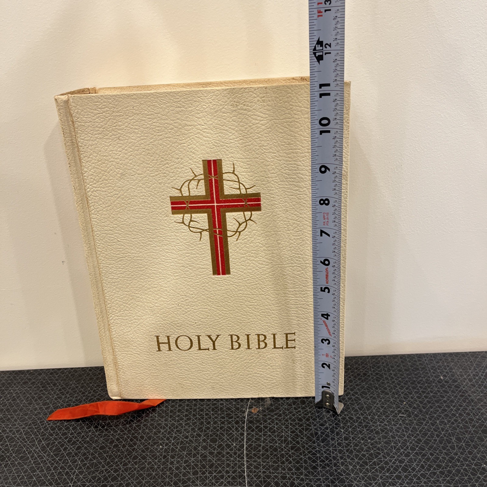 The Holy Bible with Confraternity Text – 1966 Catholic De Luxe Edition Unmarked