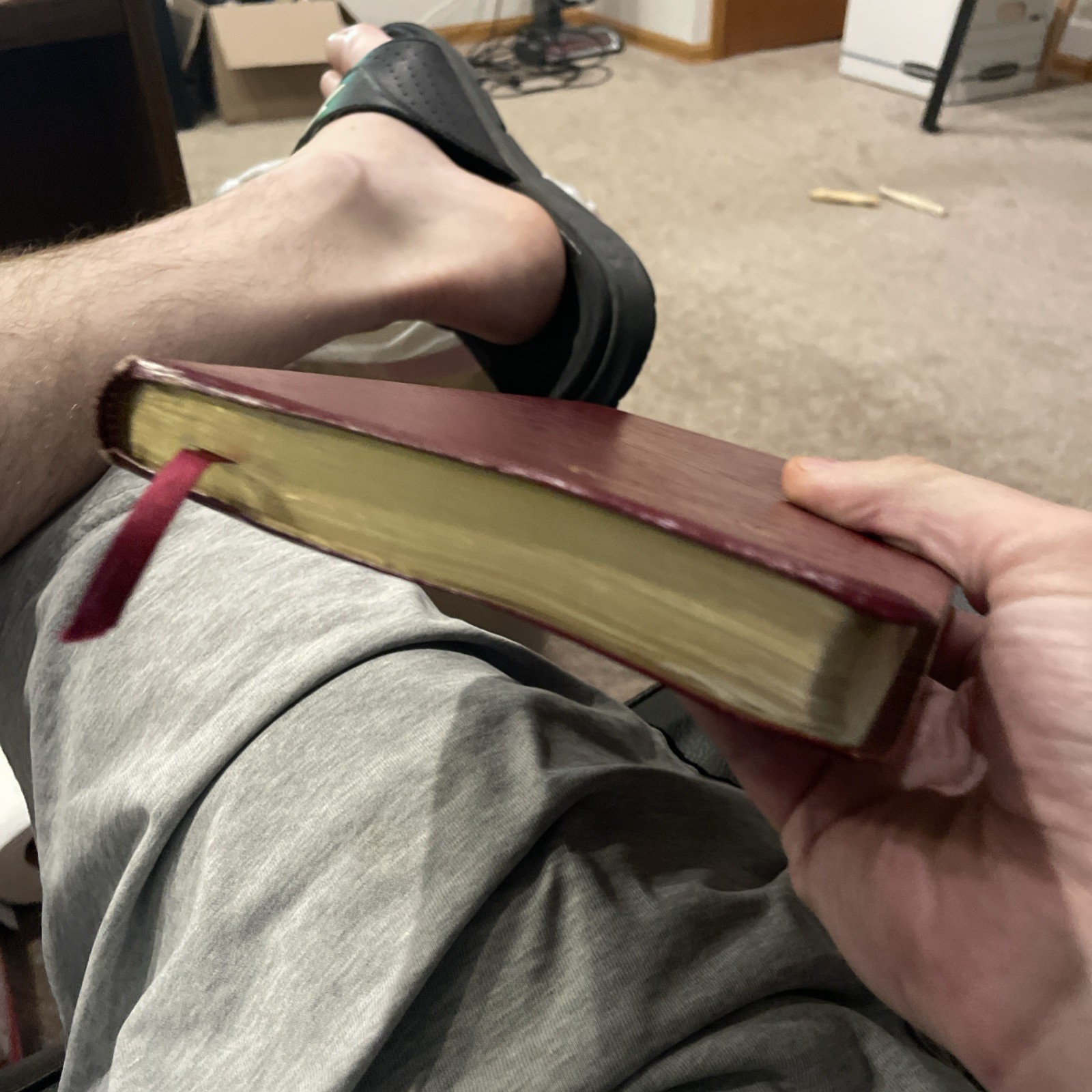 1994 NKJV ULTRATHIN REFERENCE BIBLE BURGUNDY BONDED LEATHER BROADMAN & HOLMAN