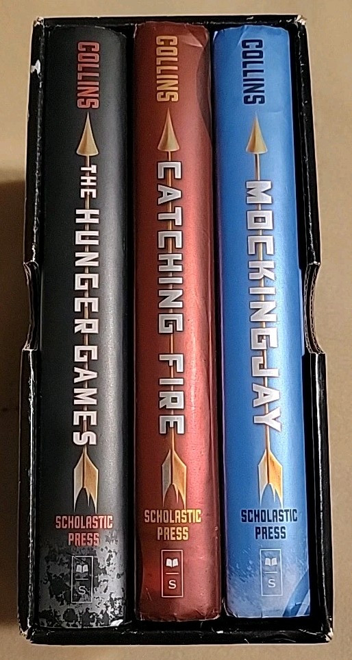 Hunger Games Trilogy Boxed Set by Suzanne Collins (2010, Hardcover) 1-3 HC DJ