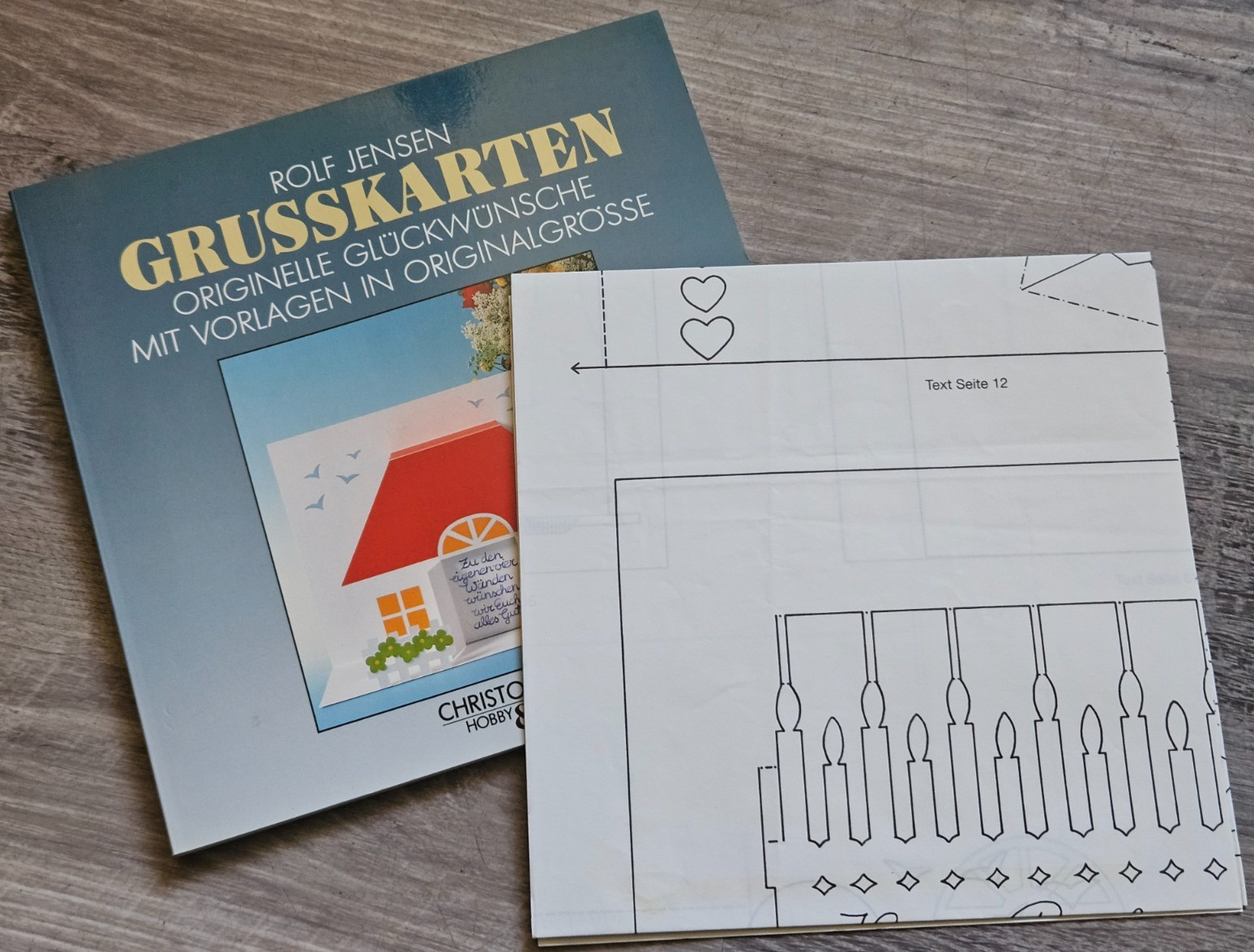 5 ’91-’93 Hobby & Werken Crafts Books w/ Patterns. Written in German Language.