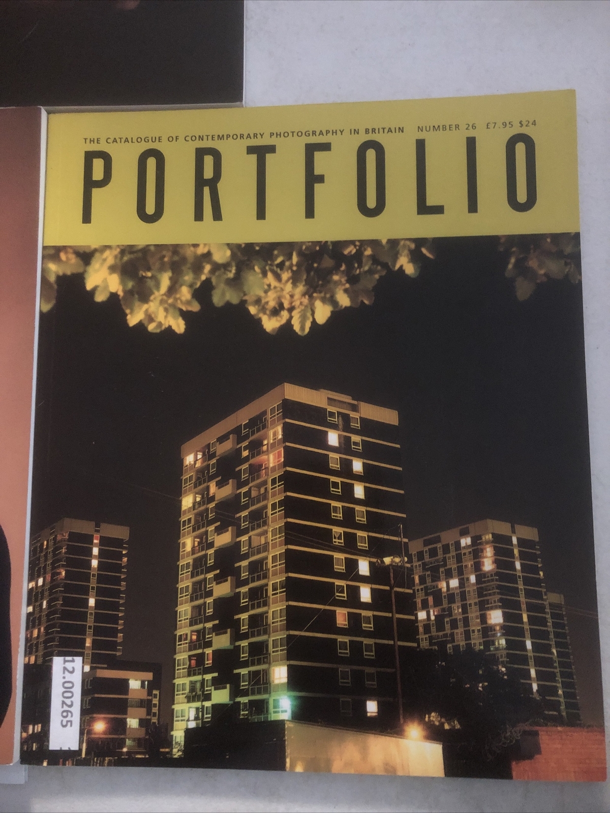 Portfolio The Catalogue of Contemporary Photography in Britain 21 22 26 27 28