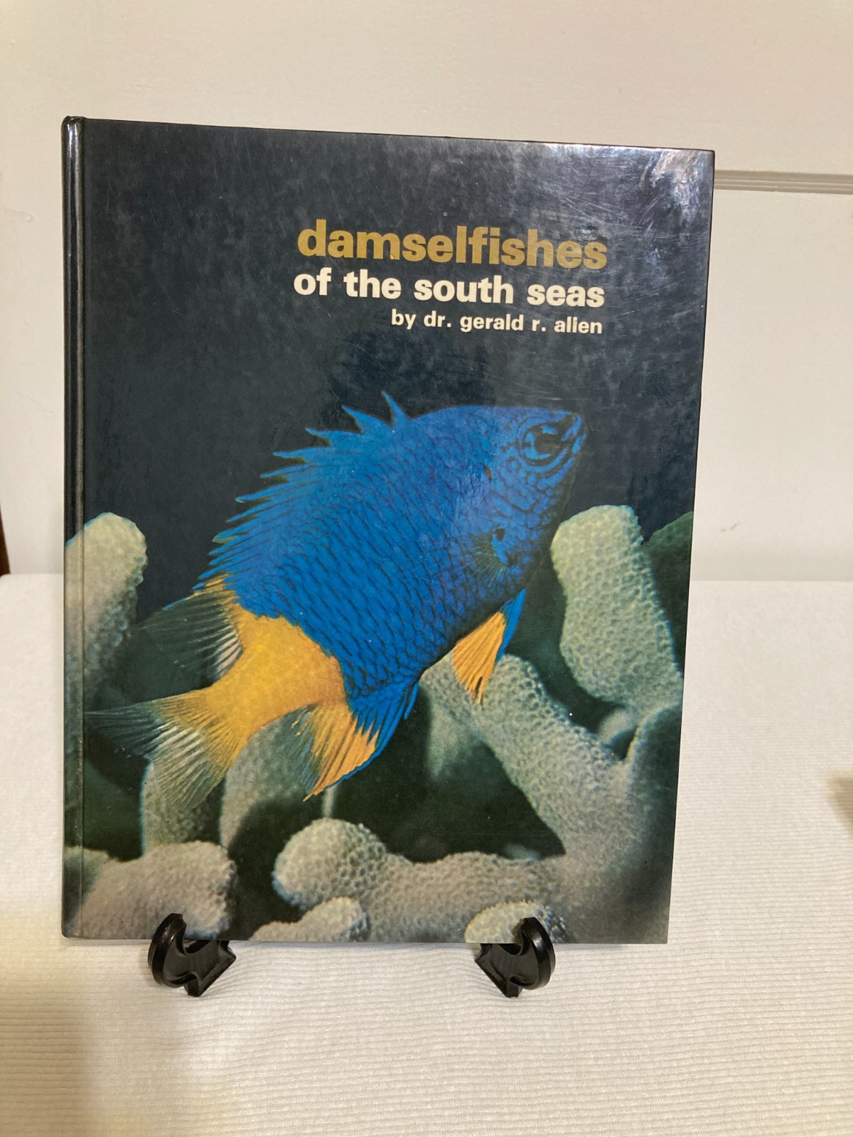 Damselfishes of the South Seas by Gerald R. Allen (Hardcover, 1975, VG)