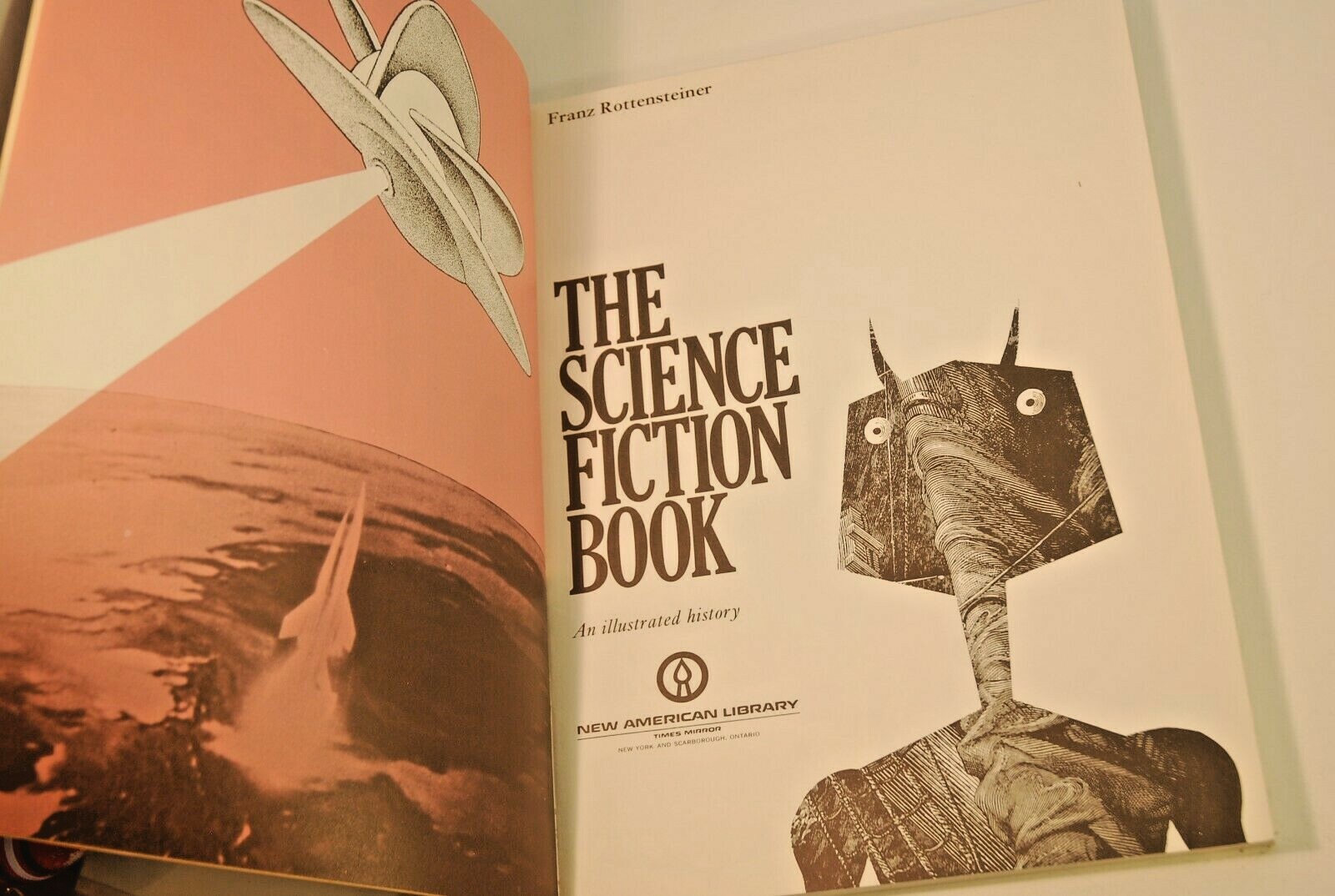 The Science Fiction Book An Illustrated History 1989 I.C.E. First Edition #6009