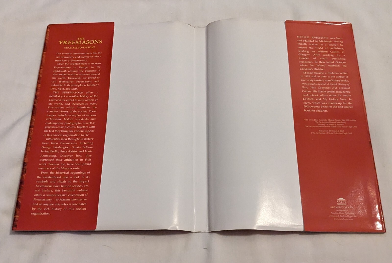 Michael Johnstone FREEMASONS Illustrated Book of Ancient Brotherhood HC DJ 2005