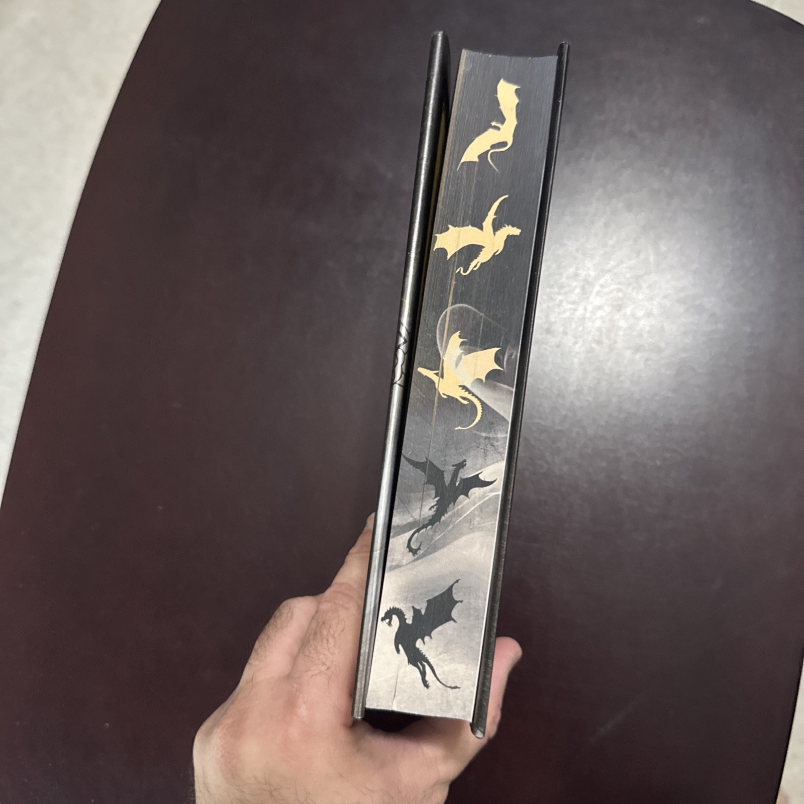Onyx Storm (Wing and Claw Collection) by Rebecca Yarros (2025, Hardcover)
