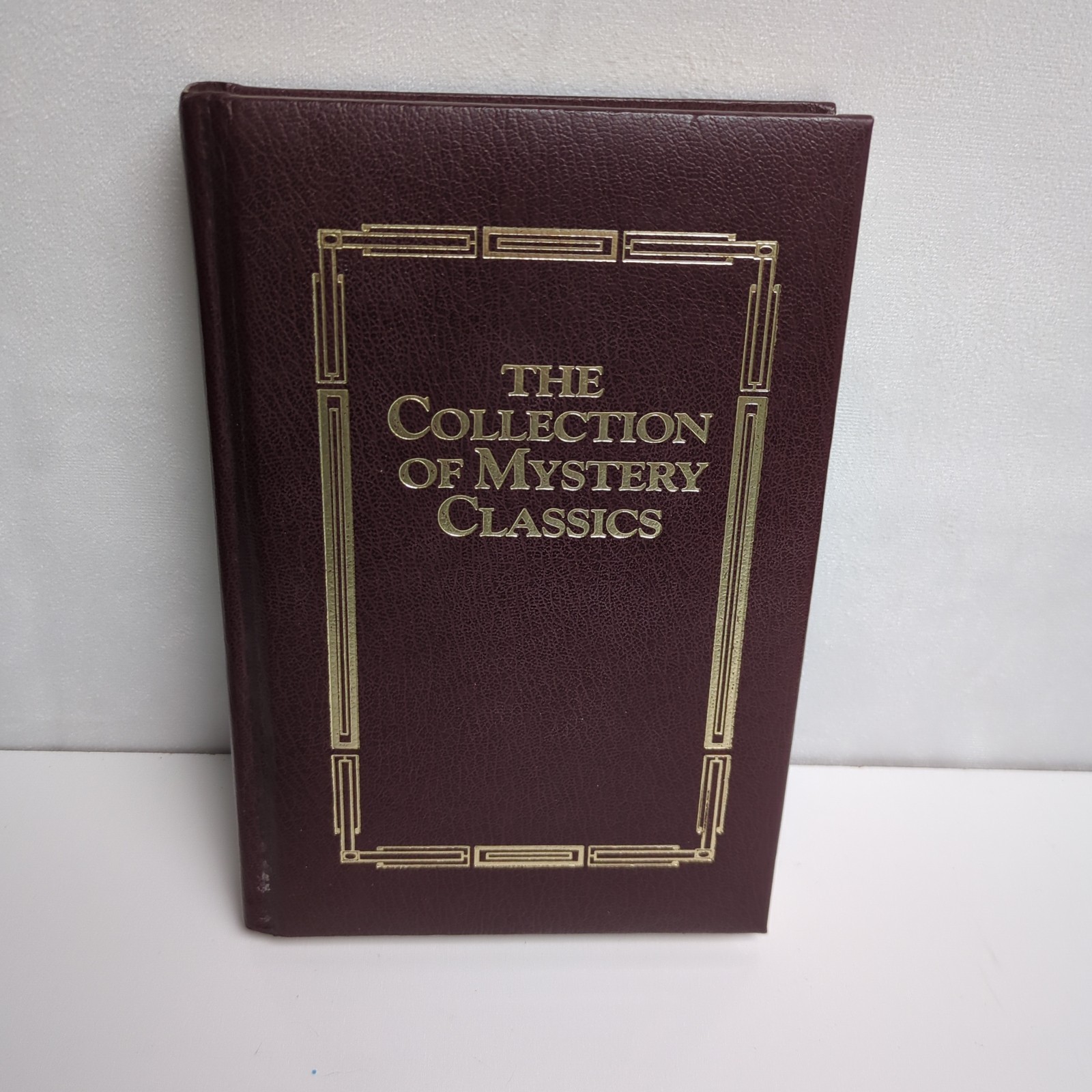 THE COLLECTION OF MYSTERY CLASSICS: DEATH IN A WHITE TIE by Ngaio Marsh
