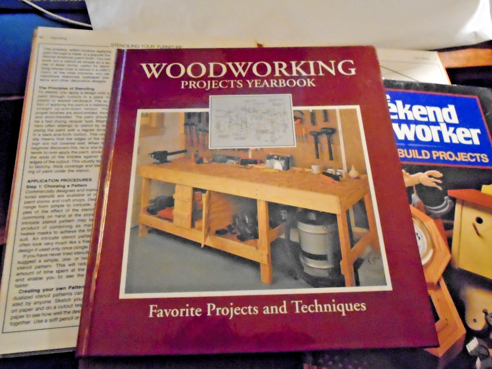 3 WOOD FINISHING BOOKS BY-NELSON, MEREDITH CORP & CREATIVE HOMEOWNER PRESS D-40