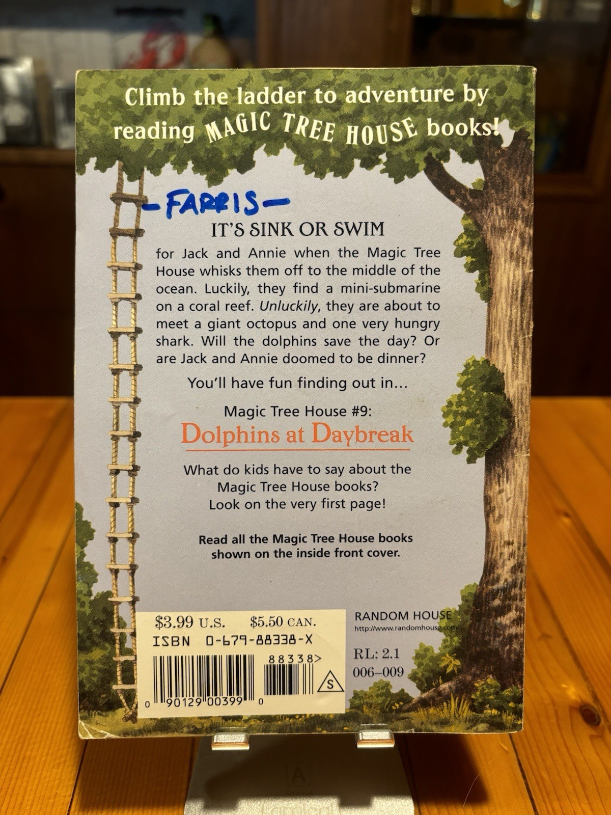 Magic Tree House #9 Dolphins At Daybreak, Paperback By Mary Pope Osborne
