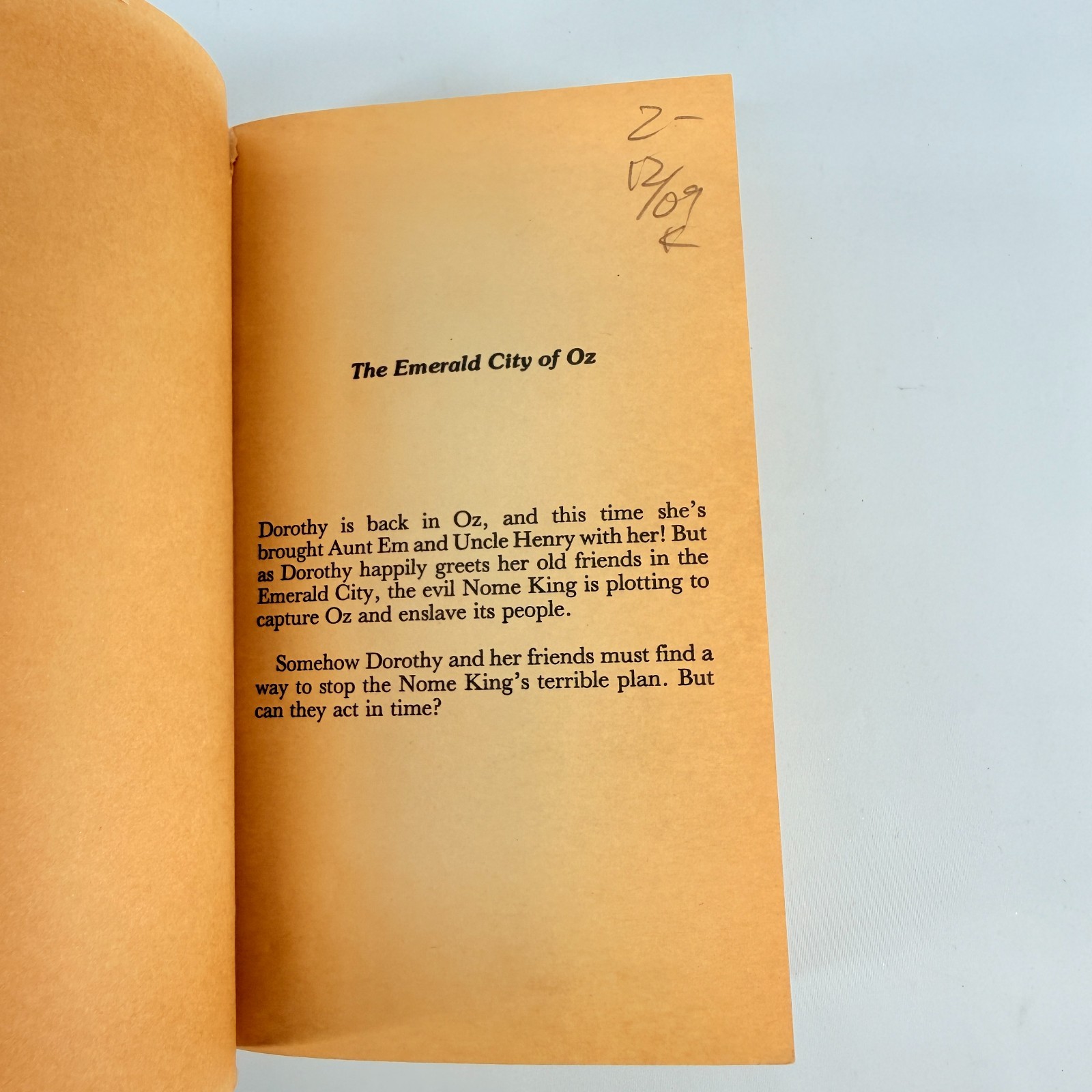 The Emerald City of Oz Wizard of Oz L. Frank Baum Vintage PB Book Watermill 1987