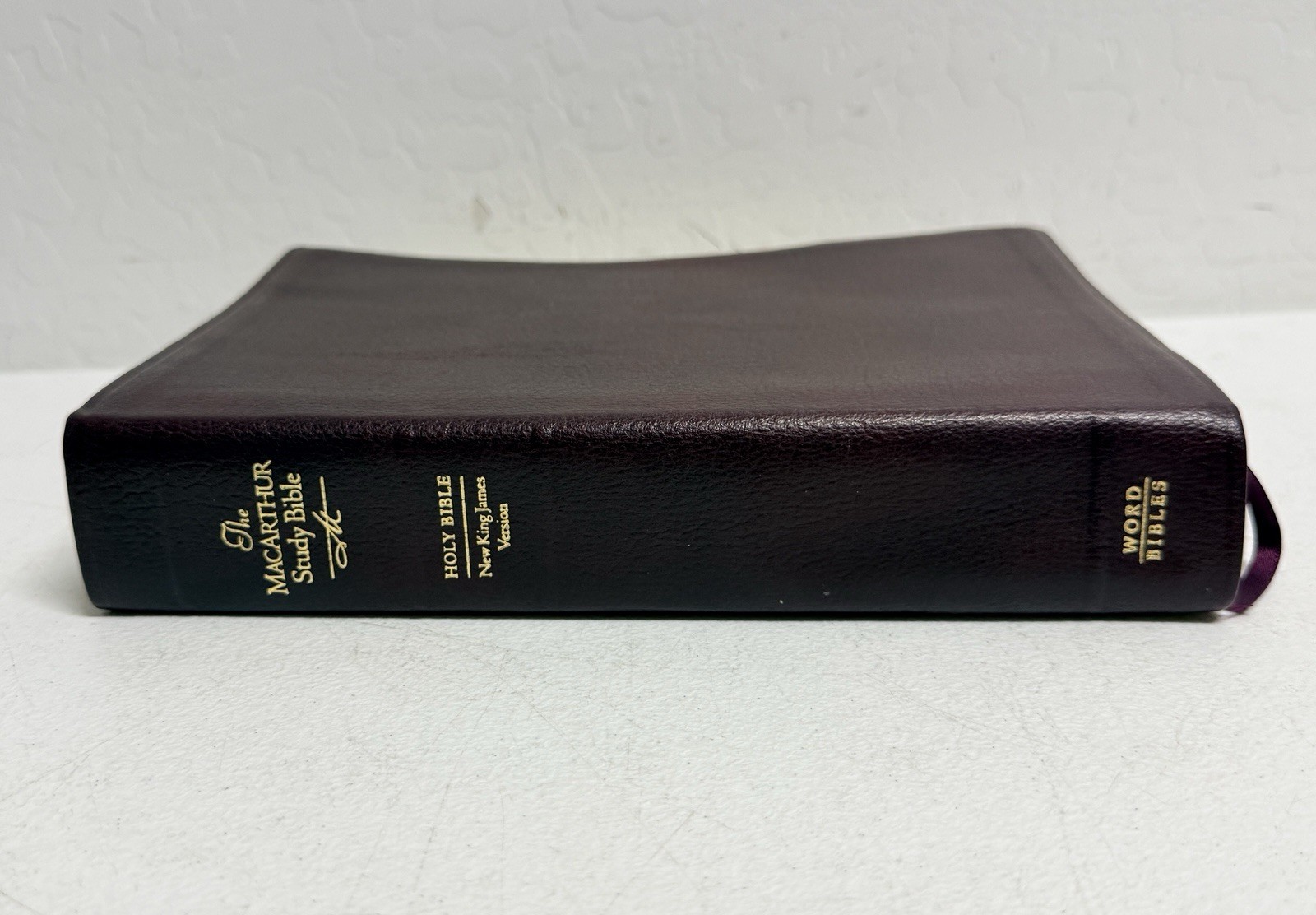 MacArthur Study Bible NKJV Burgundy Genuine Leather Nelson 1997 maps