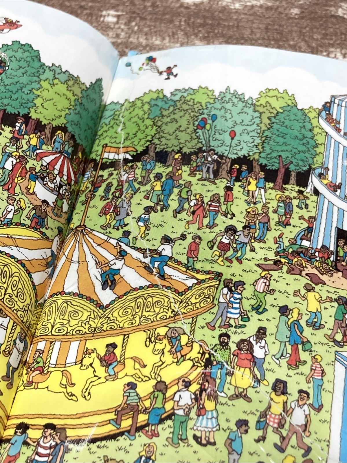 VTG Where’s Waldo Book Bundle-Find Waldo Now, In Hollywood-1st Edition Hardcover