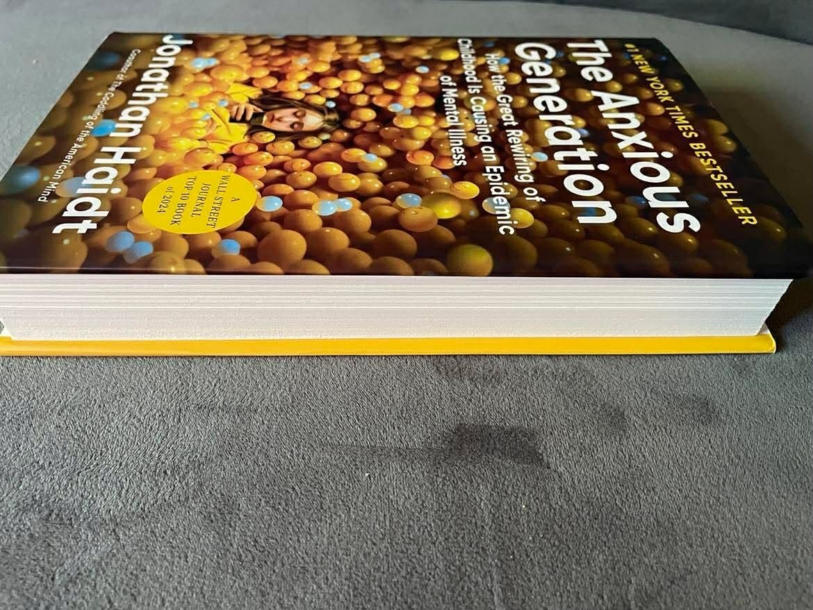 The Anxious Generation By Jonathan Haidt (Hardcover), Like New