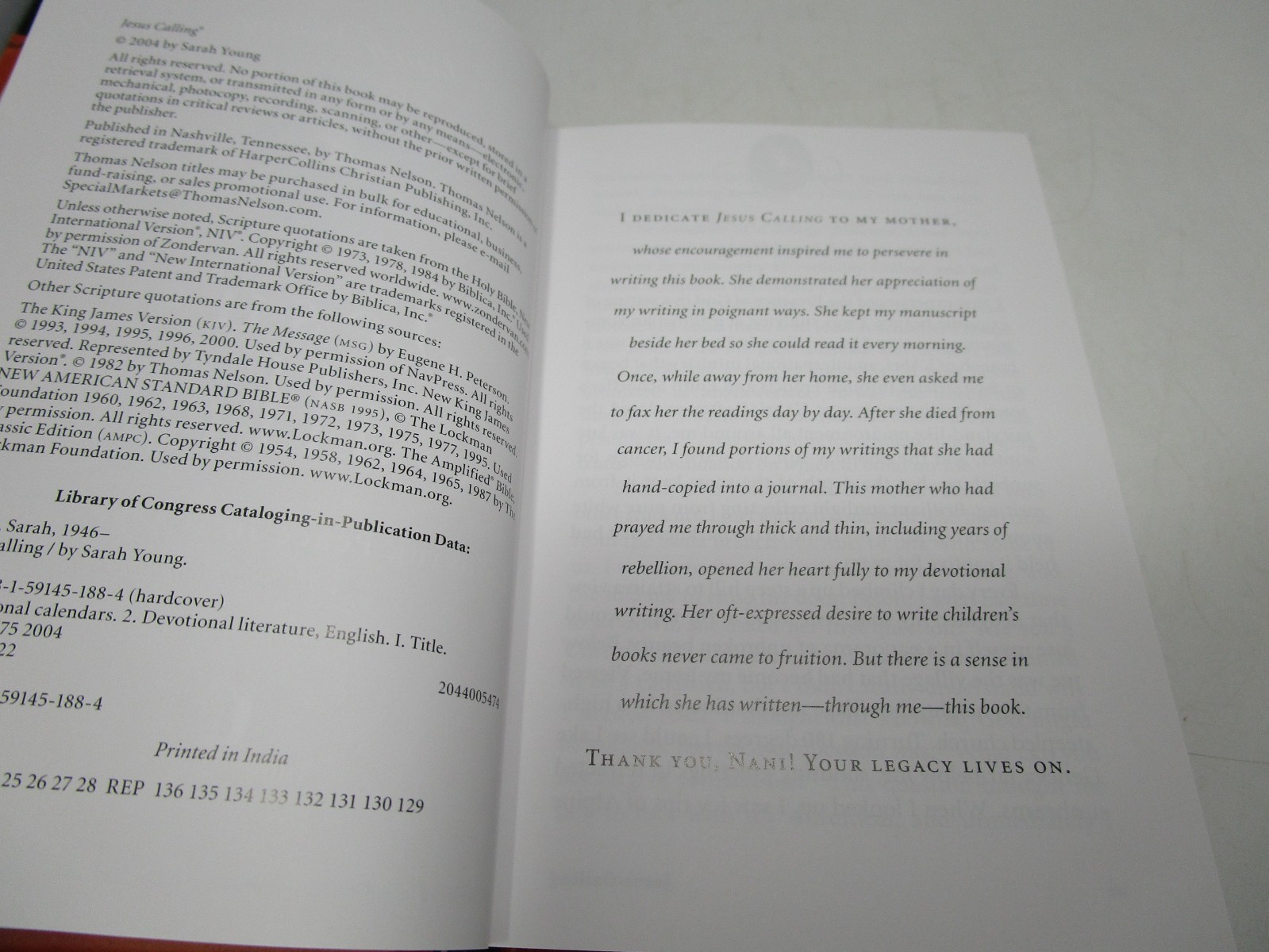 Jesus Calling, Padded Hardcover, with Scripture References: Enjoying Peace i…