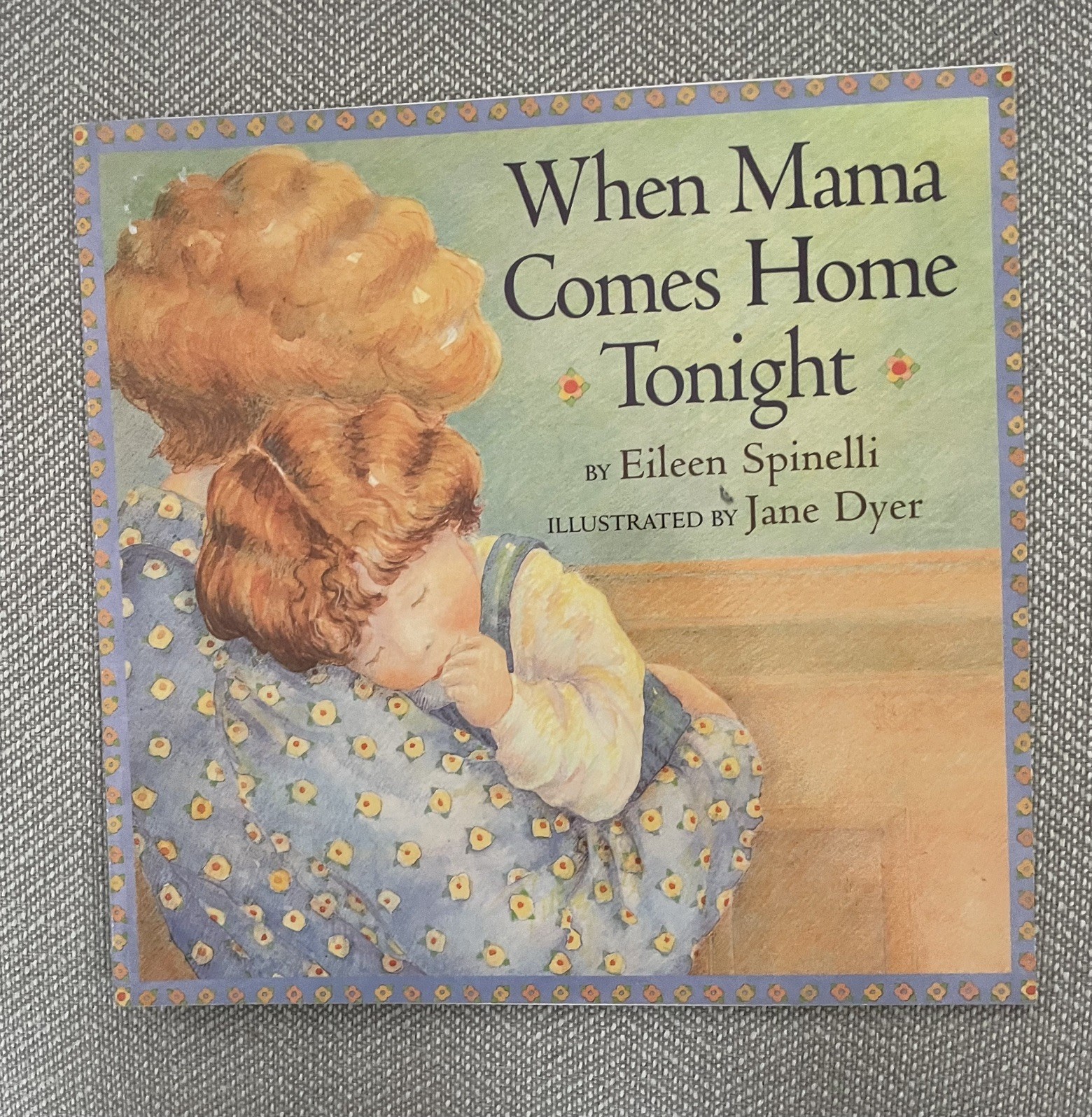 Lot 10 Children’s Paperback Books Mother/Mommy Themes, Like New, PreOwned