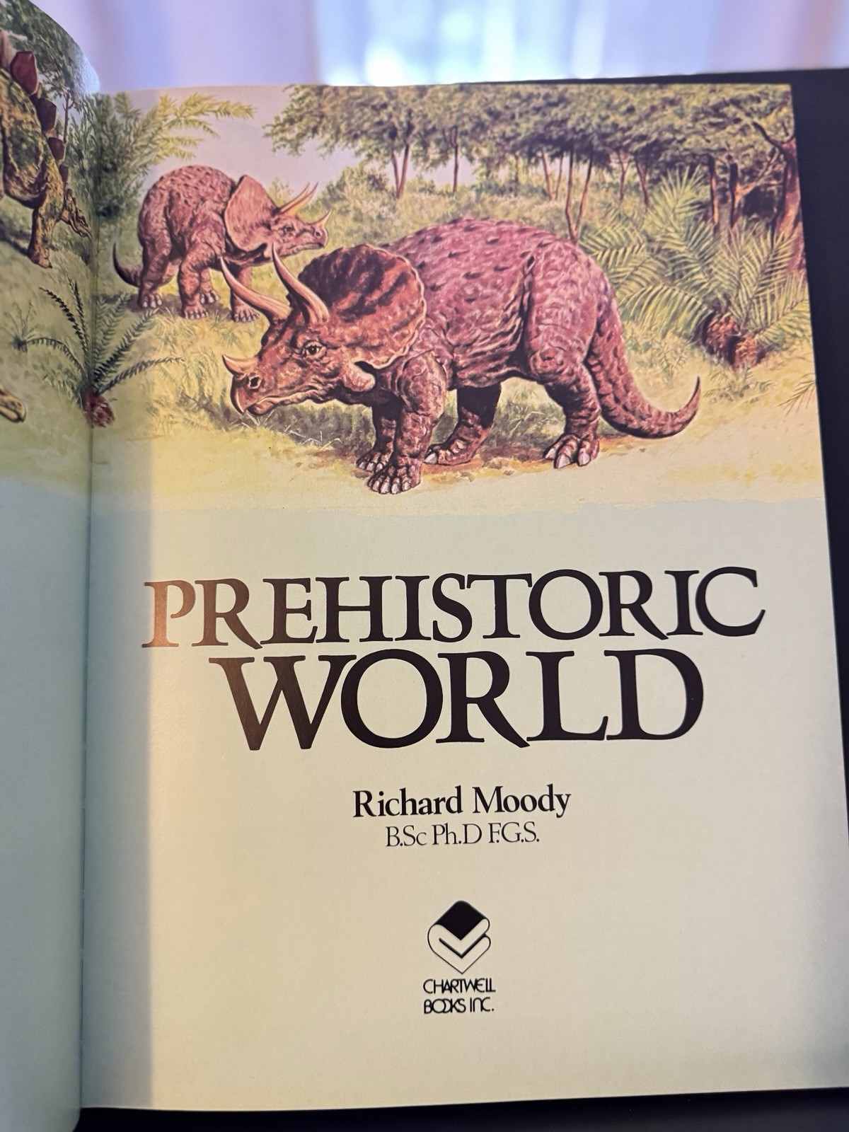 Prehistoric World | by Richard Moody | 1980 HC/DJ | Paleontology | Dinosaur