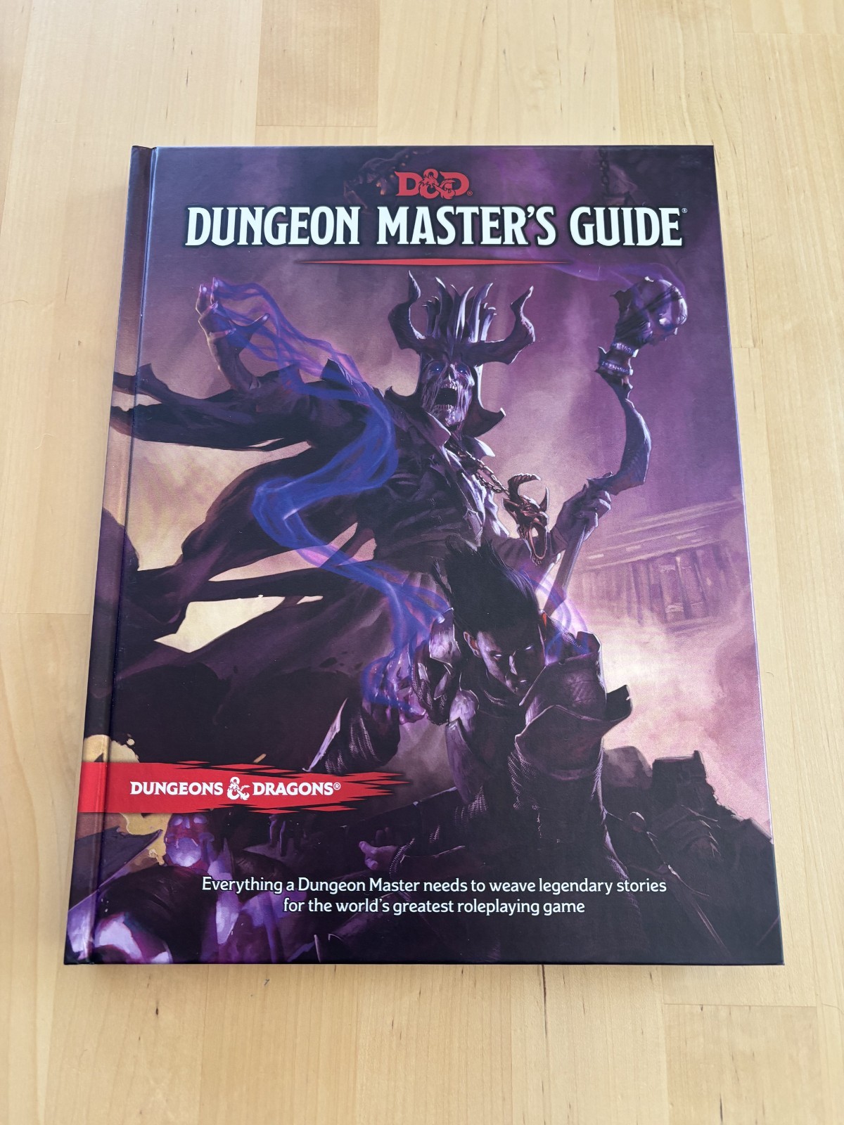 Dungeons and Dragons D&D Dungeon Masters Guide Core Rulebook Hardcover Book 2014